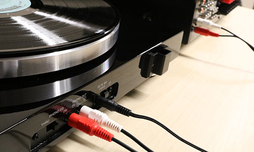 Cables plugged into a turntable